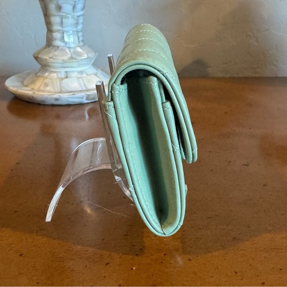 CHANEL Light Green Classic Flap Card Holder Black HW NWT - Picture 6 of 12